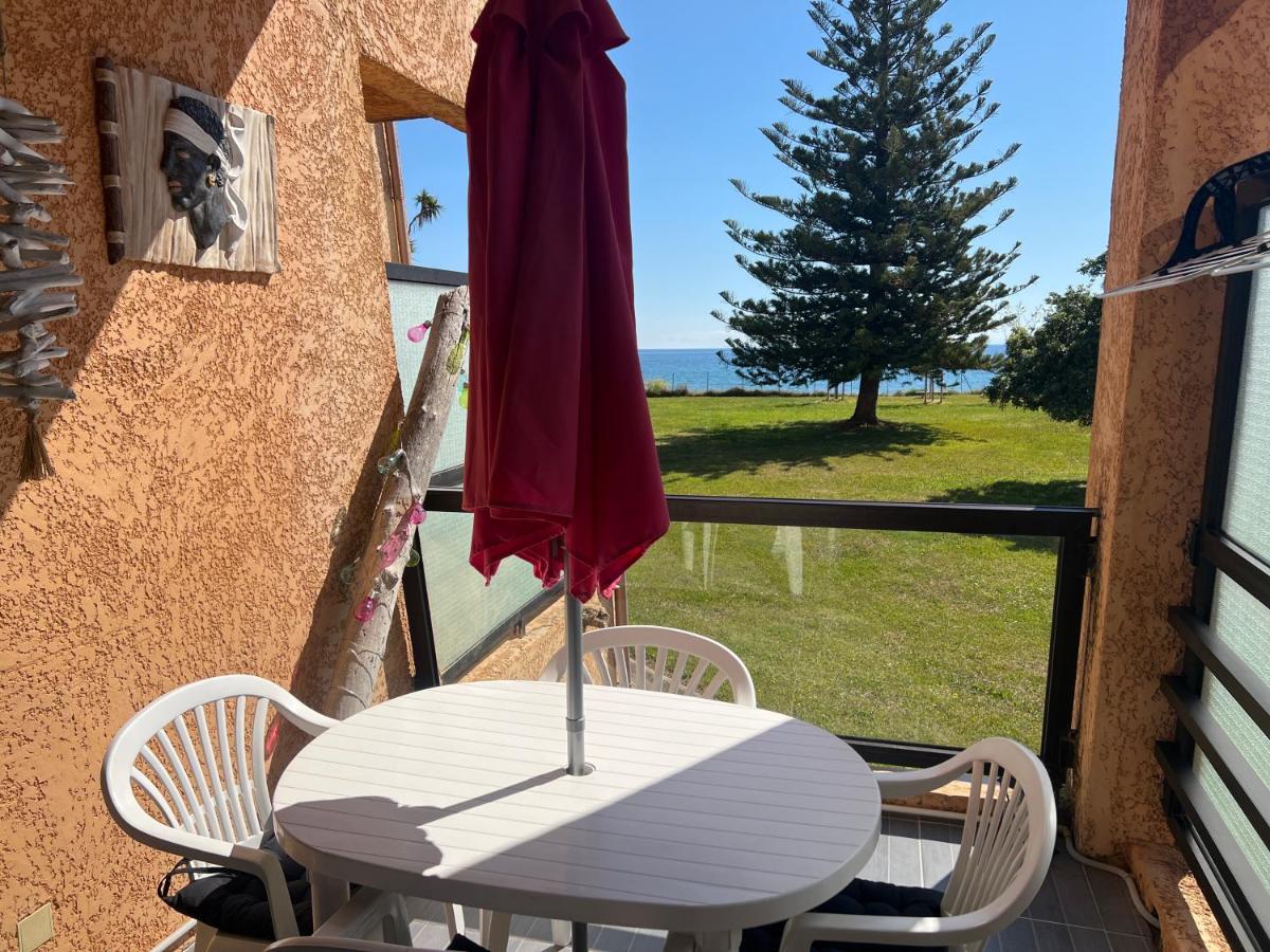 Appartement N 216 Moriani Plage Санта-Лусия-ди-Мориани Екстериор снимка